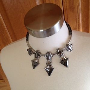 STEVE MADDEN -Hematite Stone Station Necklace- EUC